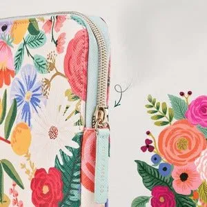 Case-Mate Rifle Paper Co. Laptop Carrying Case, Laptop Sleeve for 16" Notebooks, Garden Party Blush