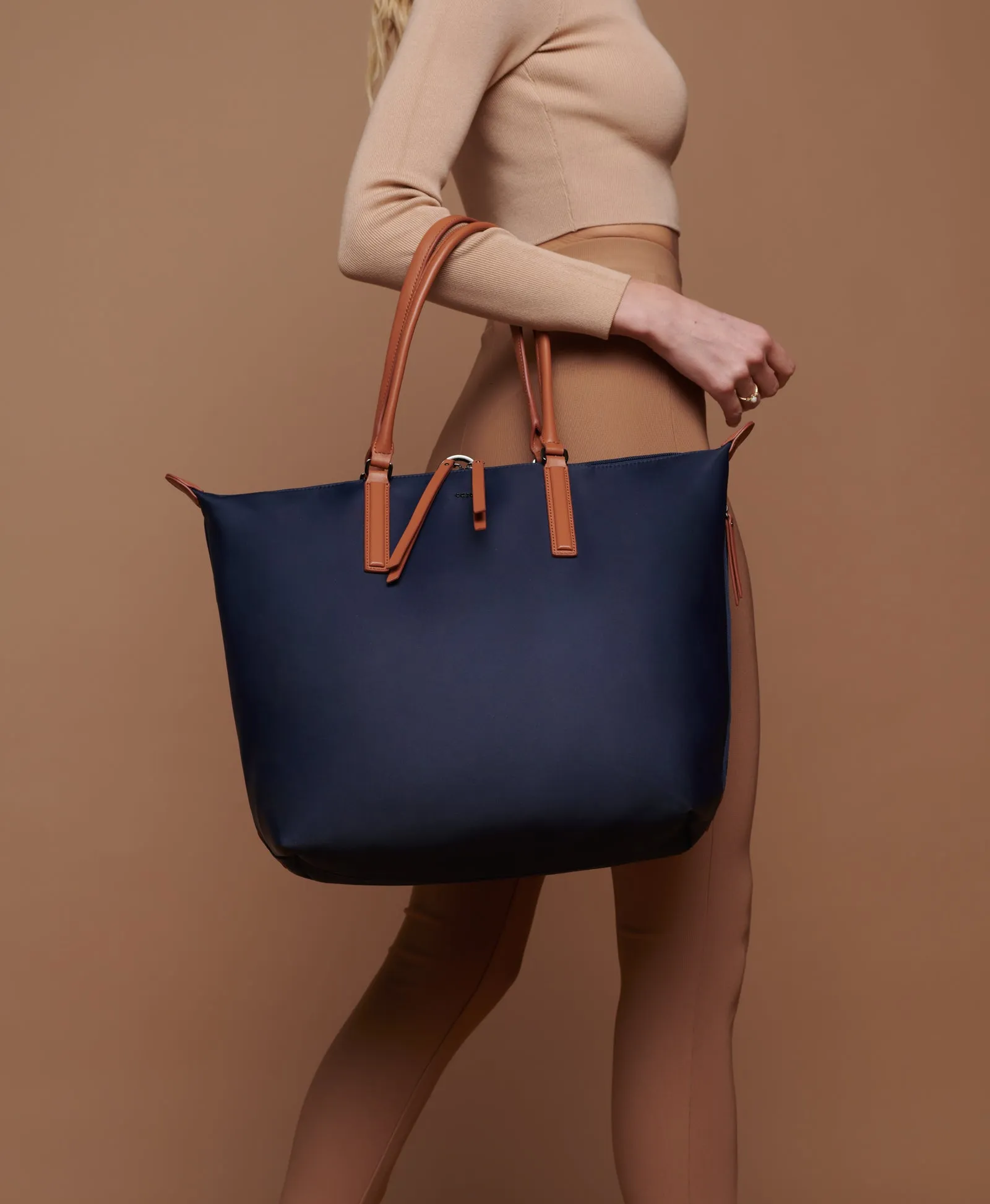 SAMPLE SALE (Mint) Studio Tote